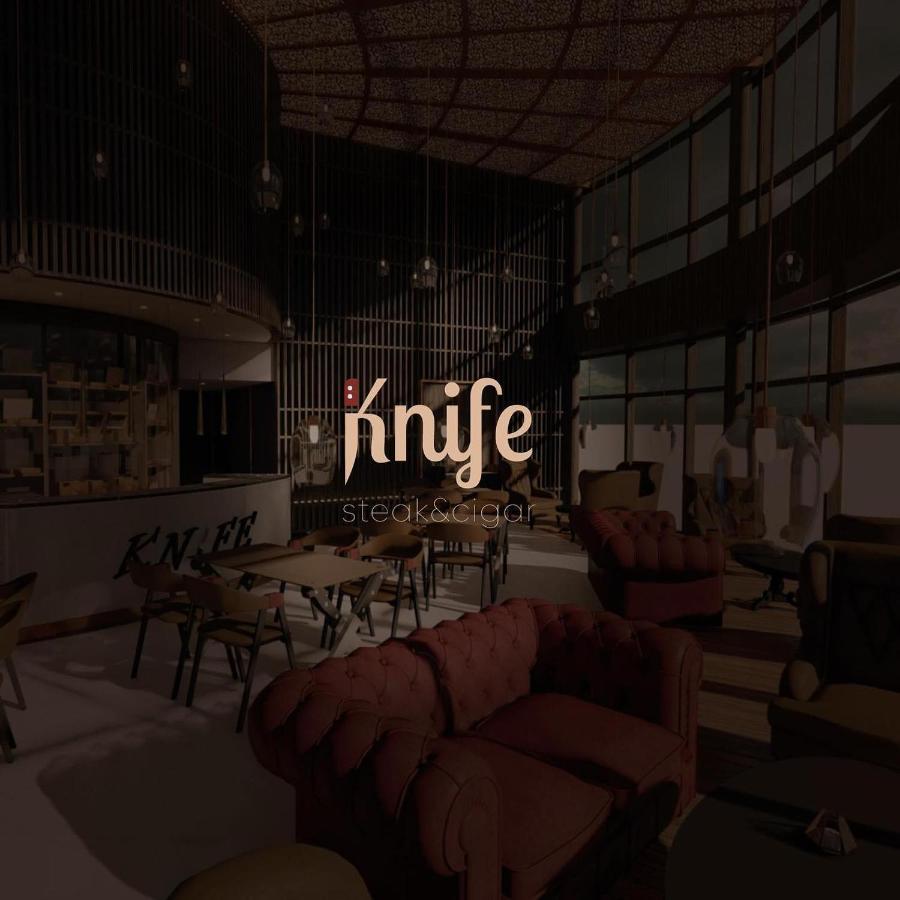 Century Marina Hotel - Lusail Екстер'єр фото Interior of iKnife